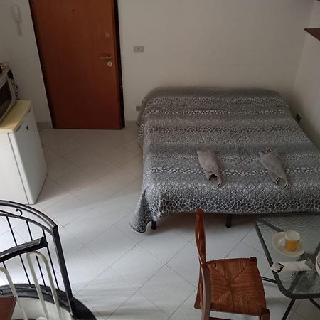Alma Bed and Breakfast Βεντιμίλια Εξωτερικό φωτογραφία